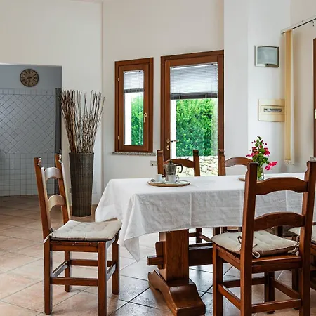 Apartment Acquamarina *